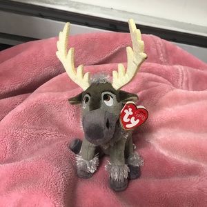 Sven stuffed animal!