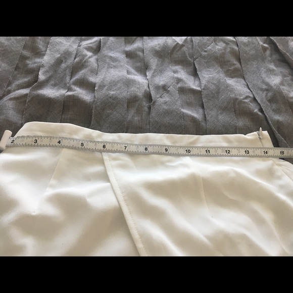 White TOBI skirt - Picture 3 of 7