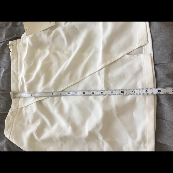 White TOBI skirt - Picture 4 of 7