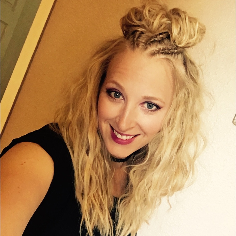 Meet your Posher, Jen