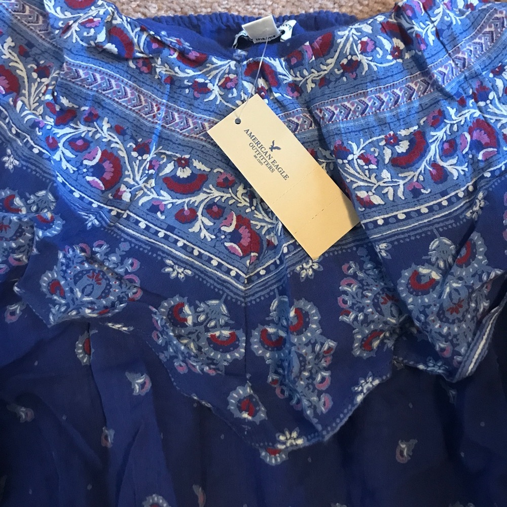 American eagle summer shirt ☀️ - Picture 2 of 2