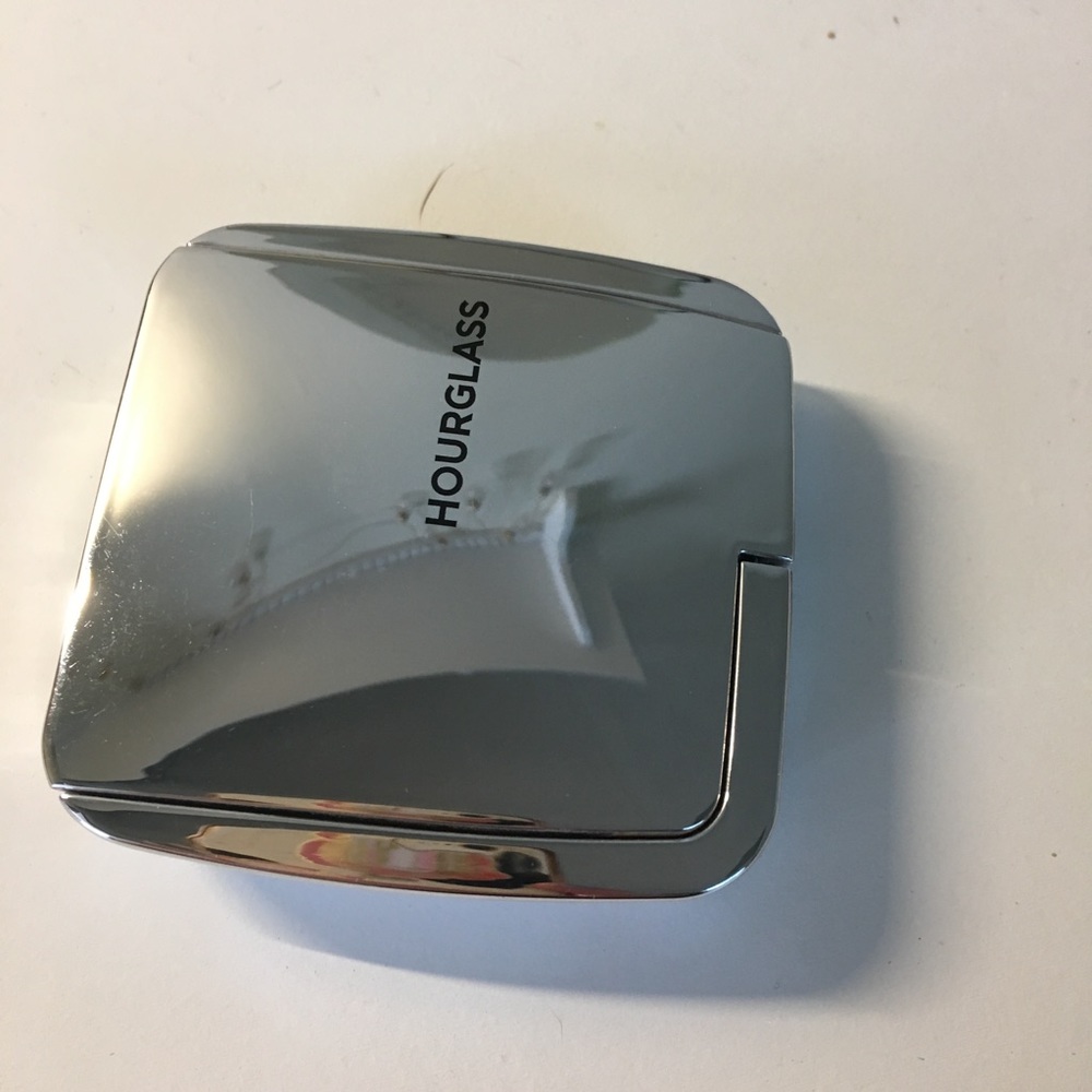 Hourglass highlighter - ereathtal