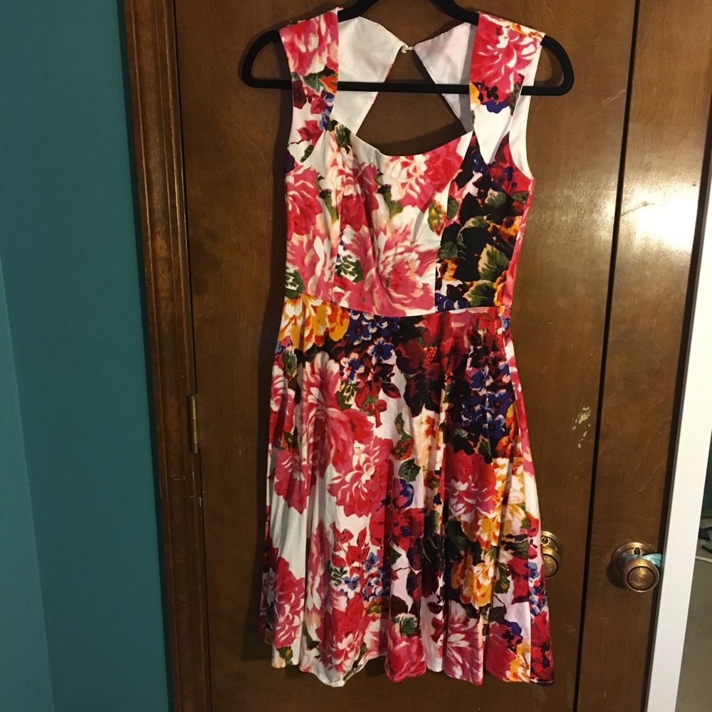 Gorgeous NY&Co floral dress