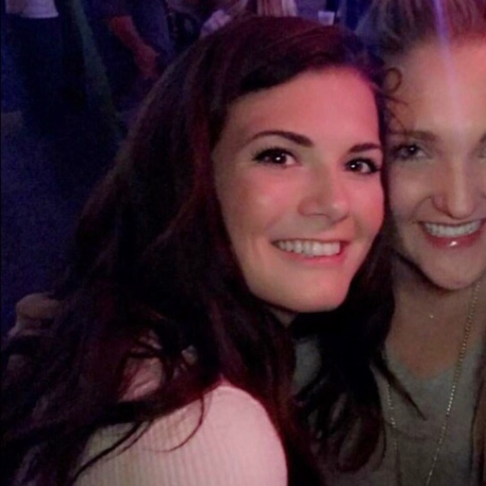 Meet your Posher, Allyssa