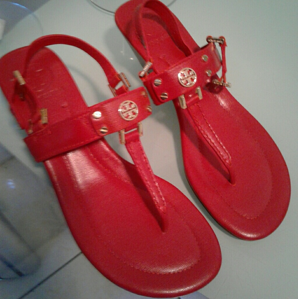 ❌❌SOLD❌❌Tory Burch Sandals - Picture 1 of 4