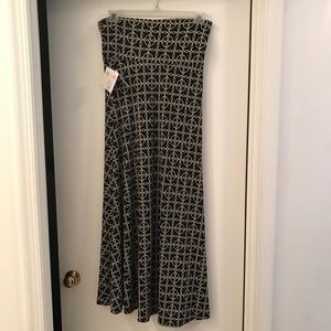 NWT lularoe maxi medium