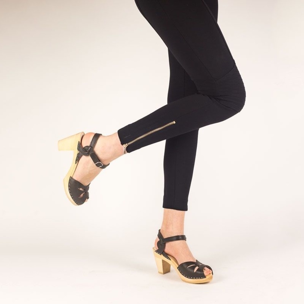 Maguba Swedish Handmade Clogs "Rio"