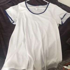 Lularoe - L White & Navy classic tee.