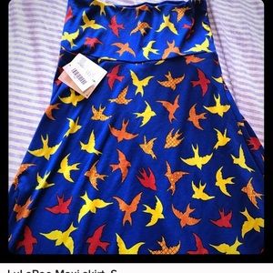 S LuLaRoe Maxi skirt.