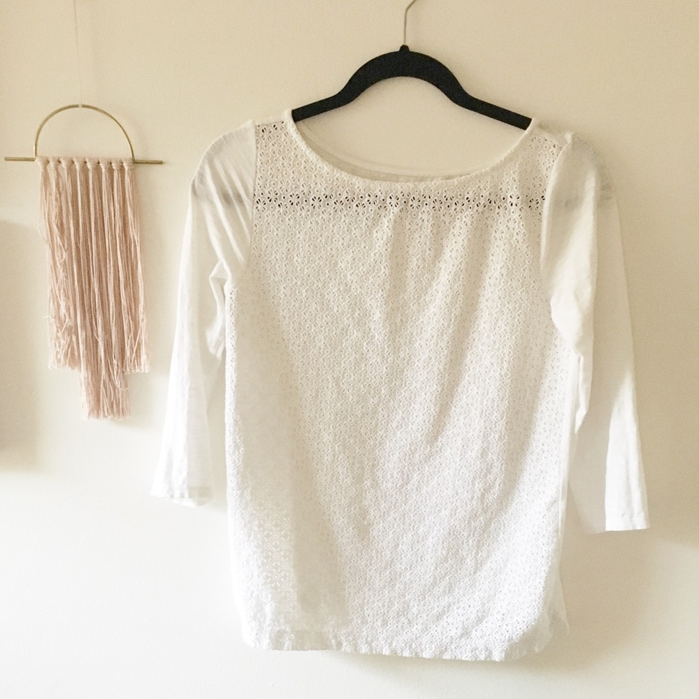 🎉🎉🎉Ann Taylor Loft white 3/4 sleeve top