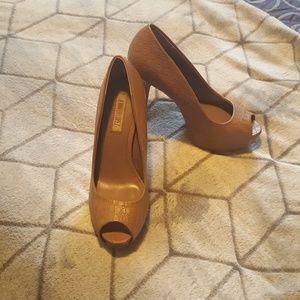 Jennifer Lopez Heels Tan/Nude