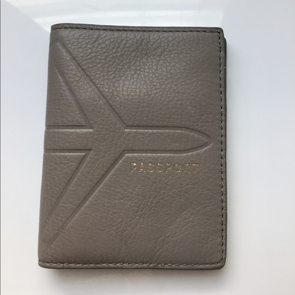 FINAL DROP Passport Holder