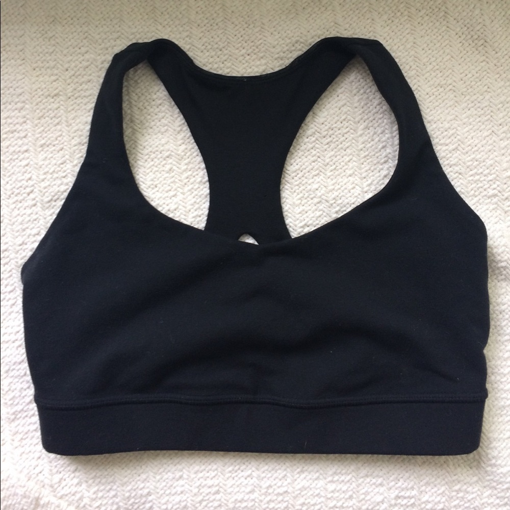 lululemon black sports bra