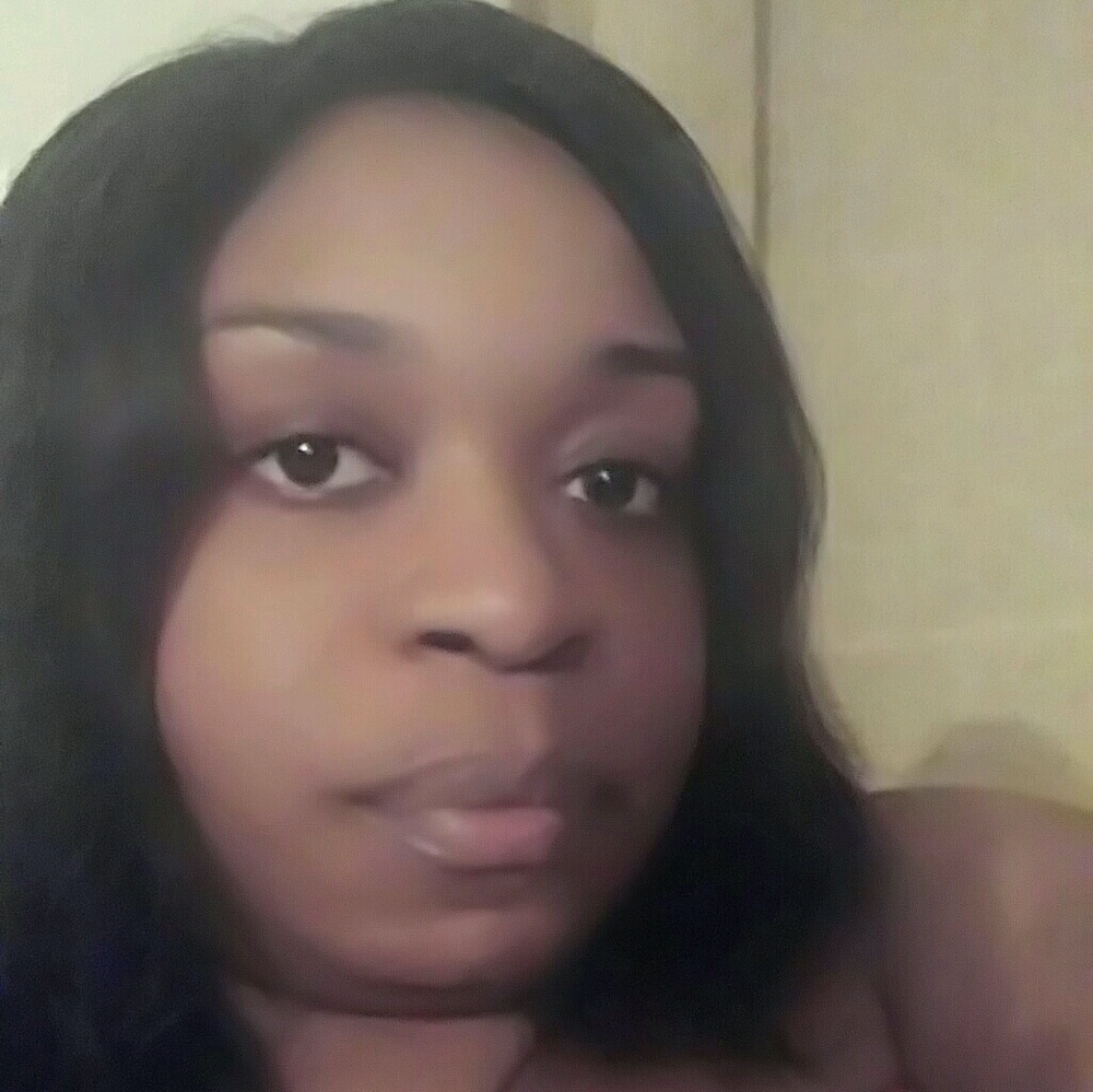 Meet your Posher, Chinyere