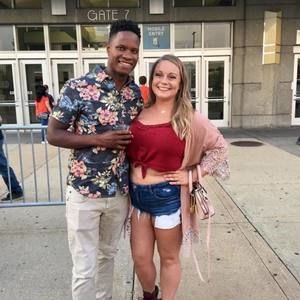 Meet your Posher, Casey