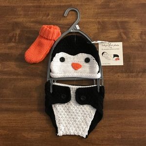 Baby's first photo outfit 🐧