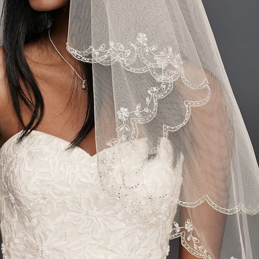 David's bridal two tier crystal Veil