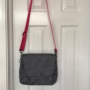 Lululemon cross body