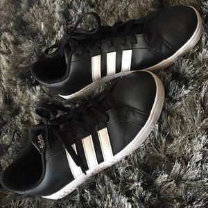 Adidas Women's sneakers white stripe on black