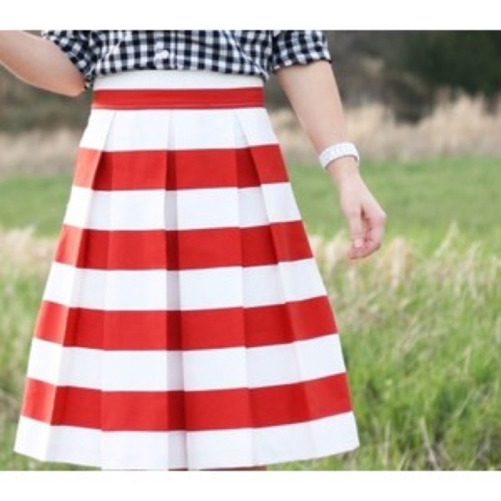 Corilynn Red Striped Awning Skirt