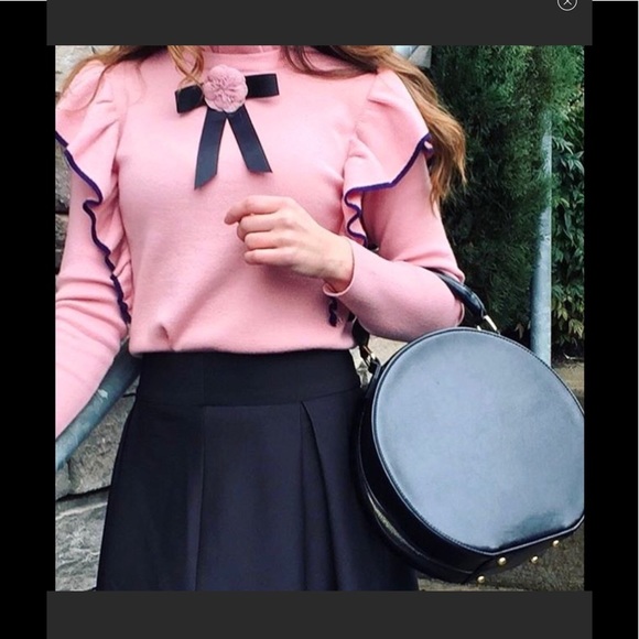 Black Hat Box Handbag - IN STOCK - Picture 2 of 4