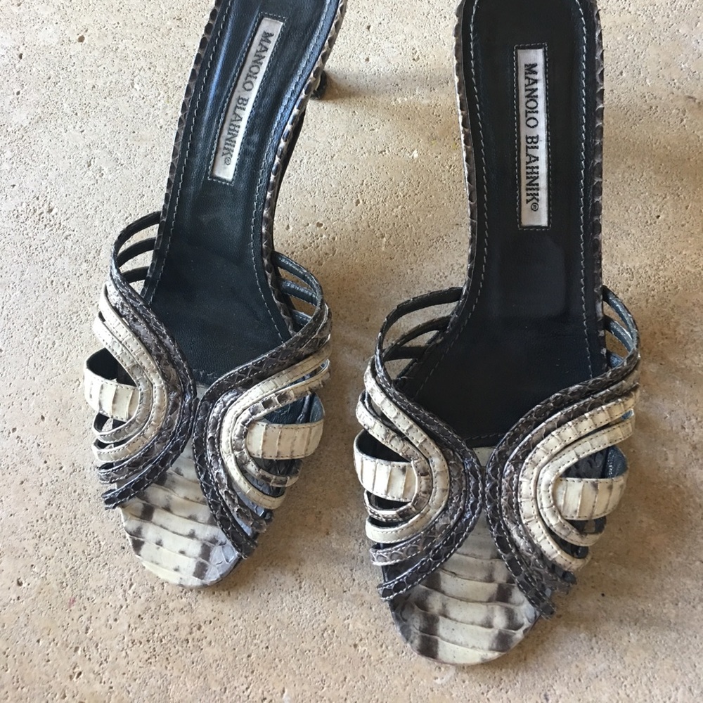 Manolo blahnik slides