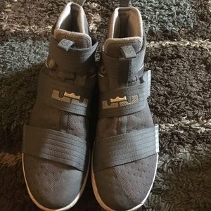 Lebrons Soldier 10's size 10.5 Grey