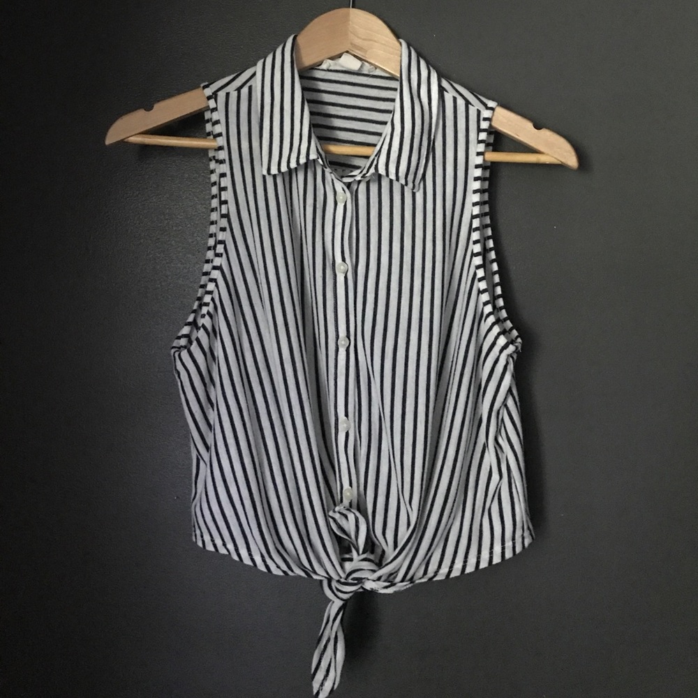 Forever 21 Stripped Shirt Tied in a Knot