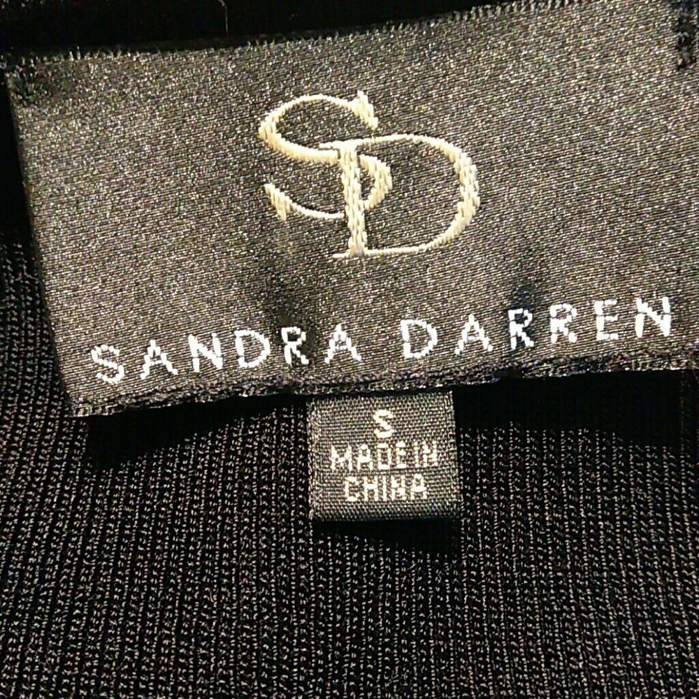 Sandra Darren Sweater - Picture 3 of 3