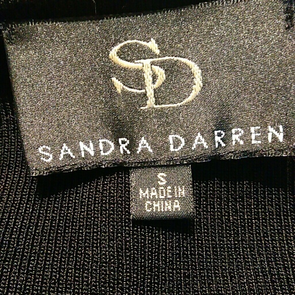 Sandra Darren Sweater - Picture 3 of 3