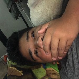 Meet your Posher, Keneth