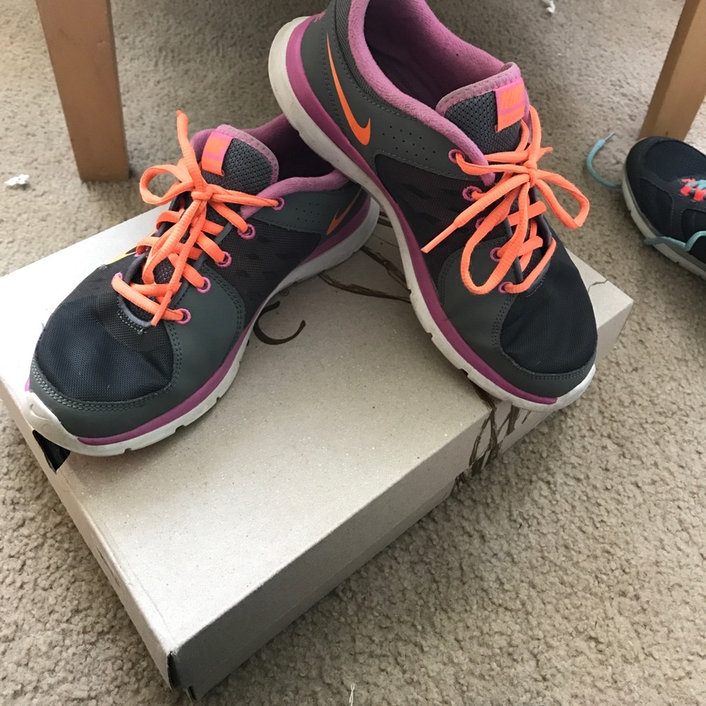 Nike training sneakers