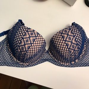 NWOT Victoria Secret bra
