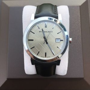 Burberry Black Leather Analog Quartz Men's Watch