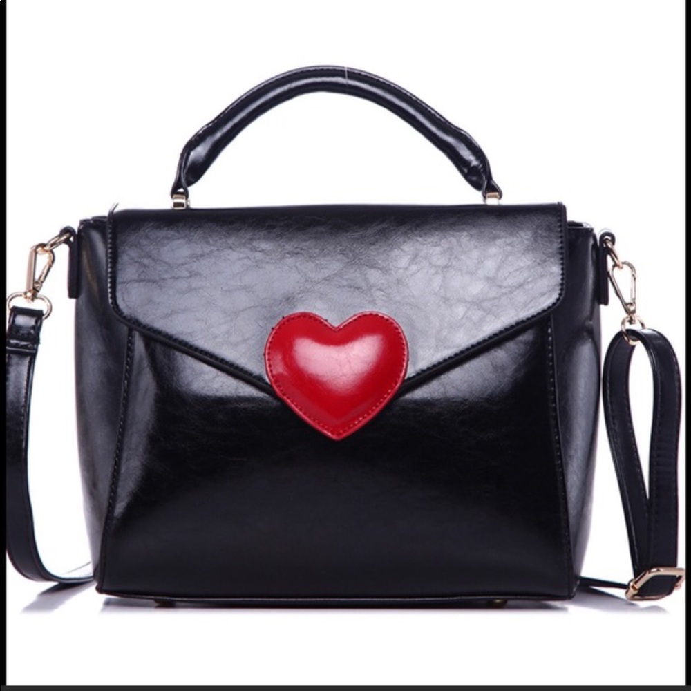 🎁HP🎁 Heart Handbag - Picture 2 of 2