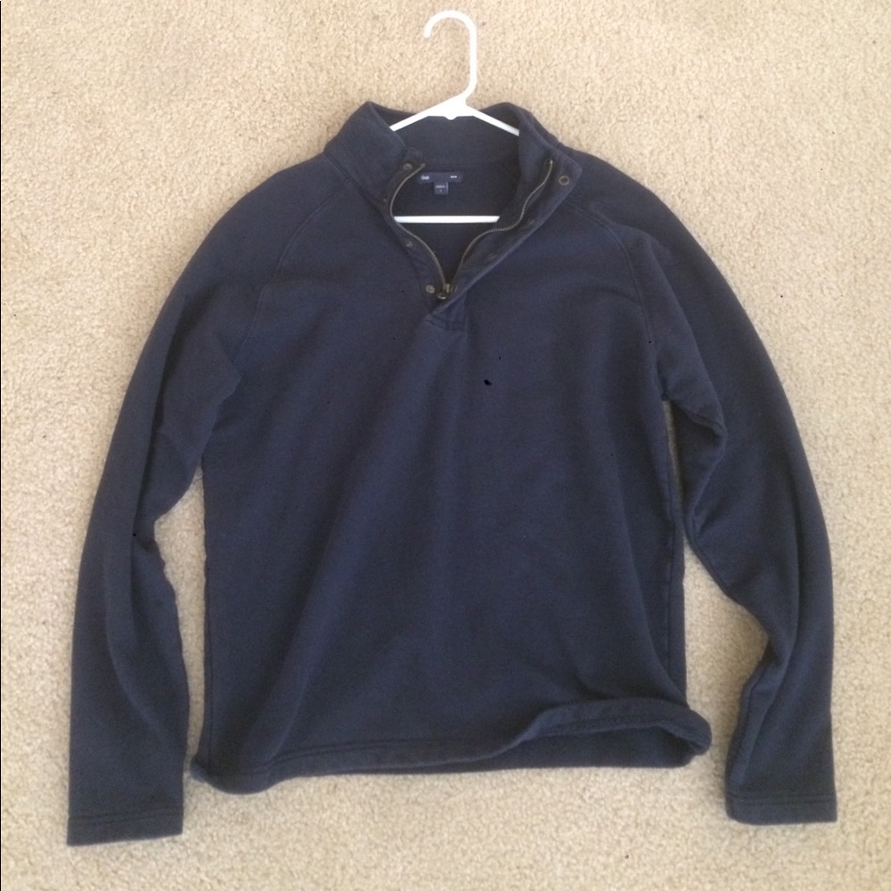 Gap pullover