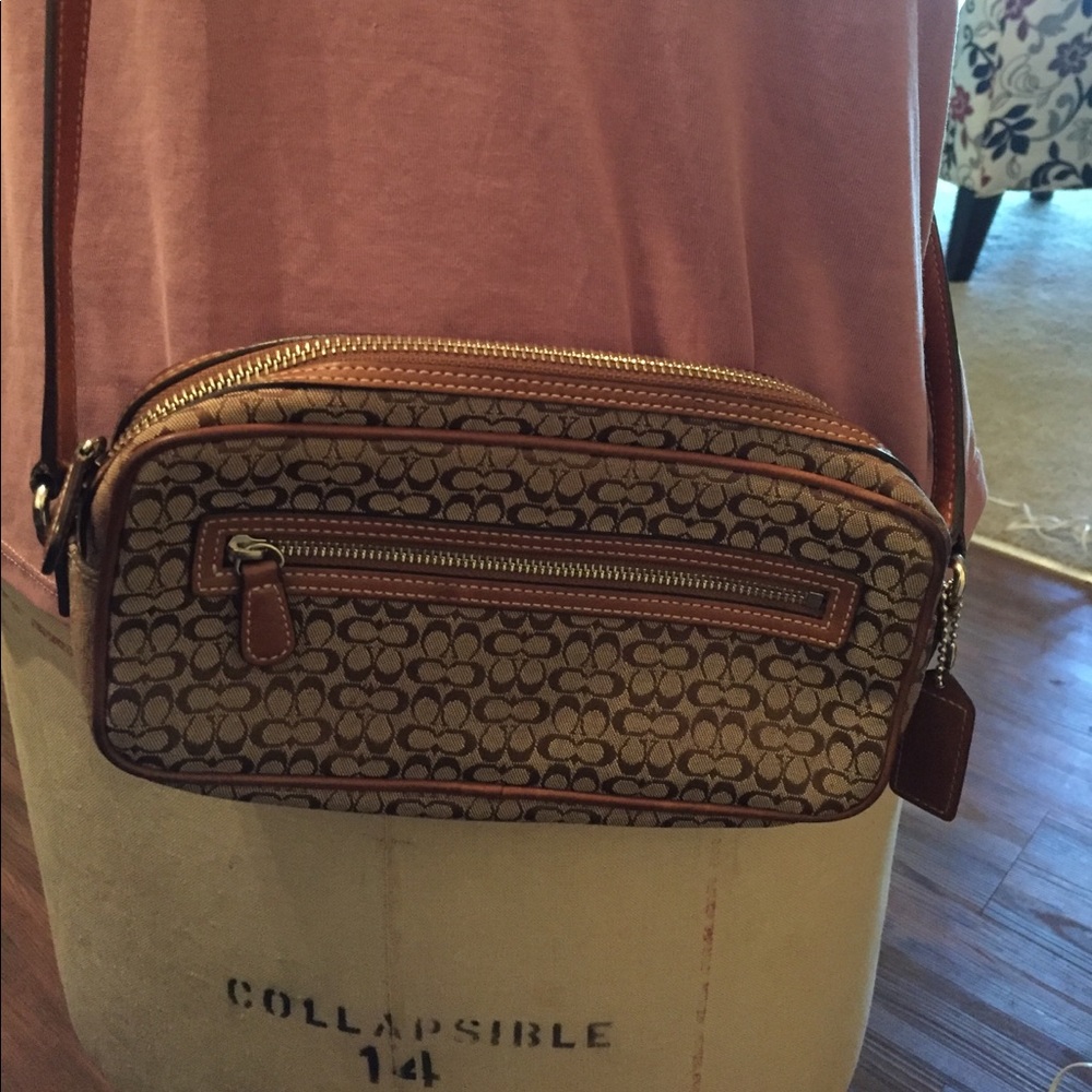 Crossbody bag