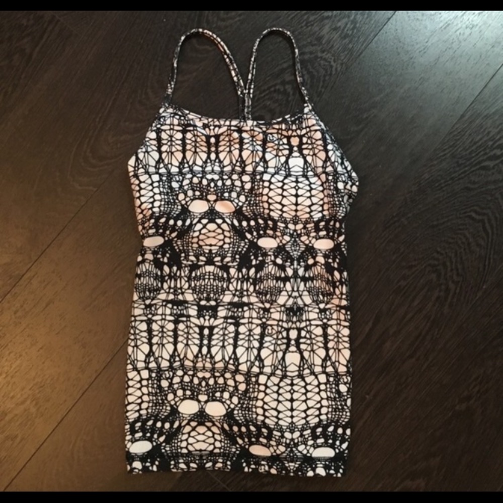 Lulu Lemon Power Y Tank size 4