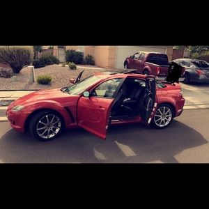 Meet your Posher, Selina