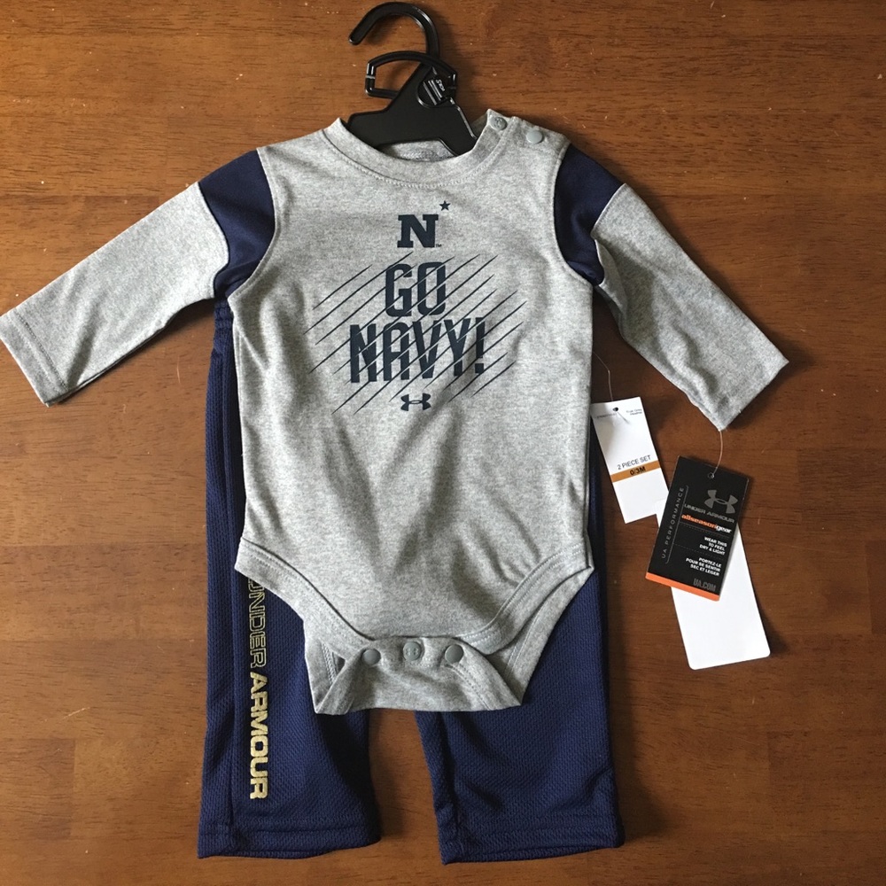 Navy Under Armour outfit