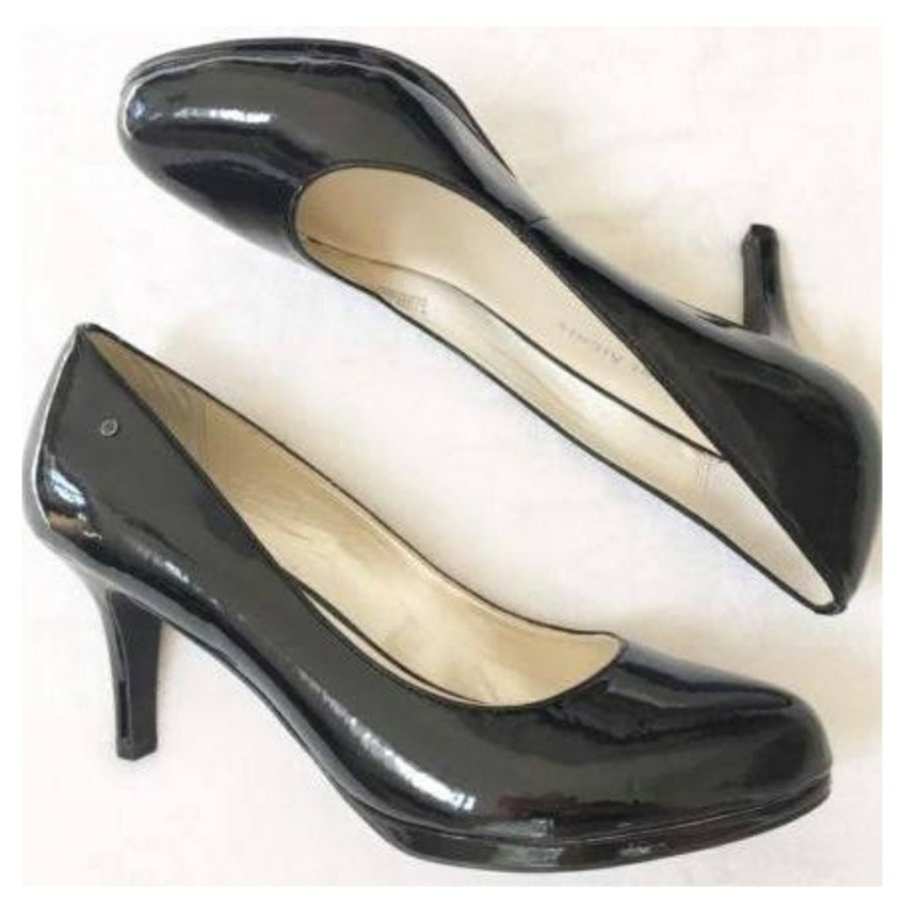 Black Patent Leather Etienne Aiger Pumps