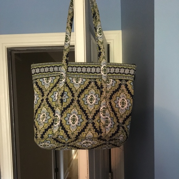 Vera Bradley bag - Picture 2 of 2