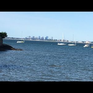 Meet your Posher, Lorraine