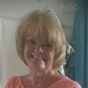 Meet your Posher, Cecelia