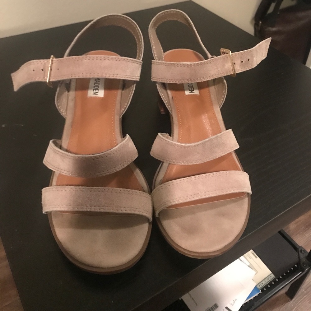 Steve Madden heeled sandal