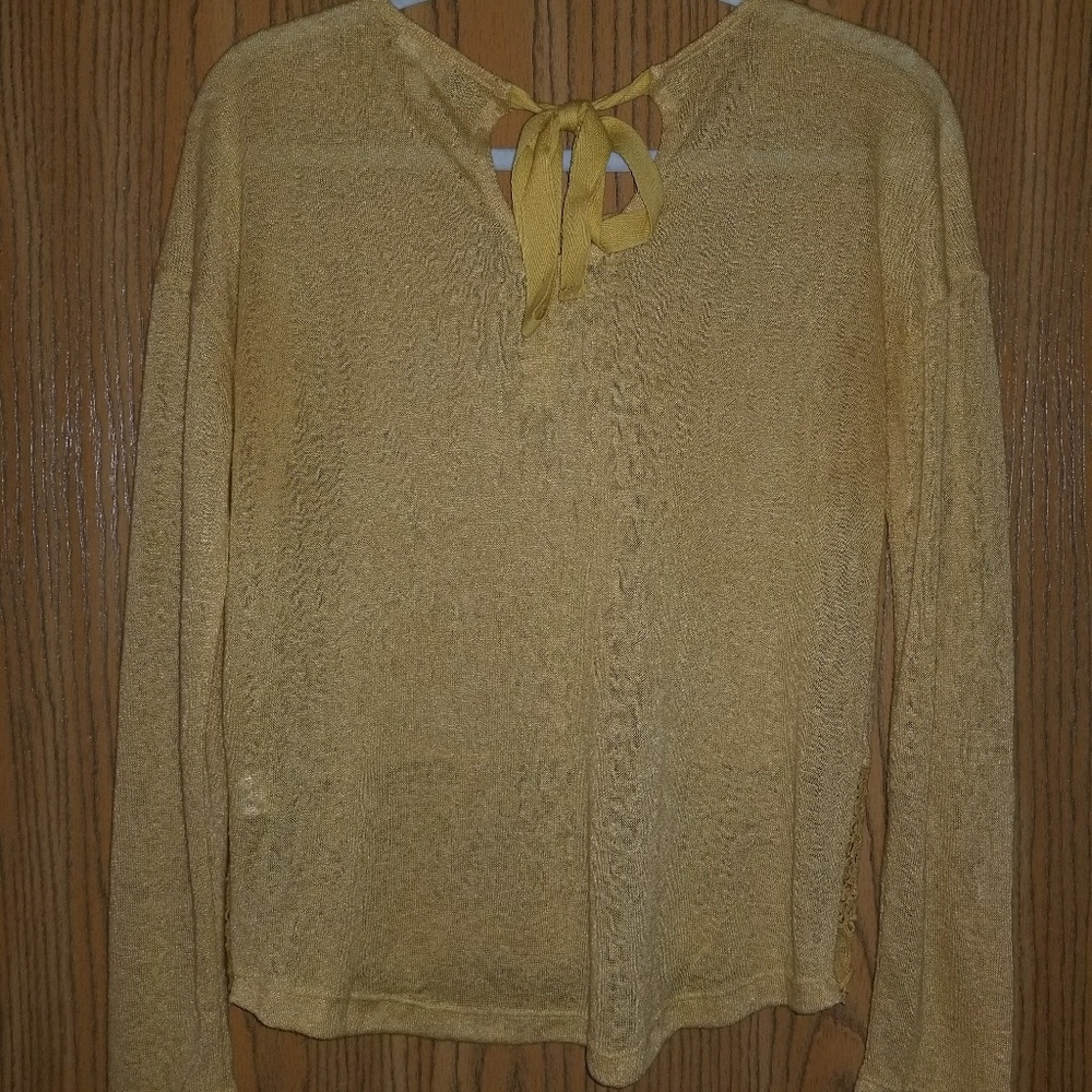 Sweater - Picture 2 of 2