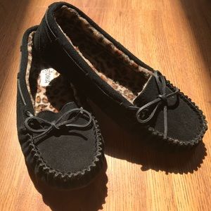 Women's Black Moccasins