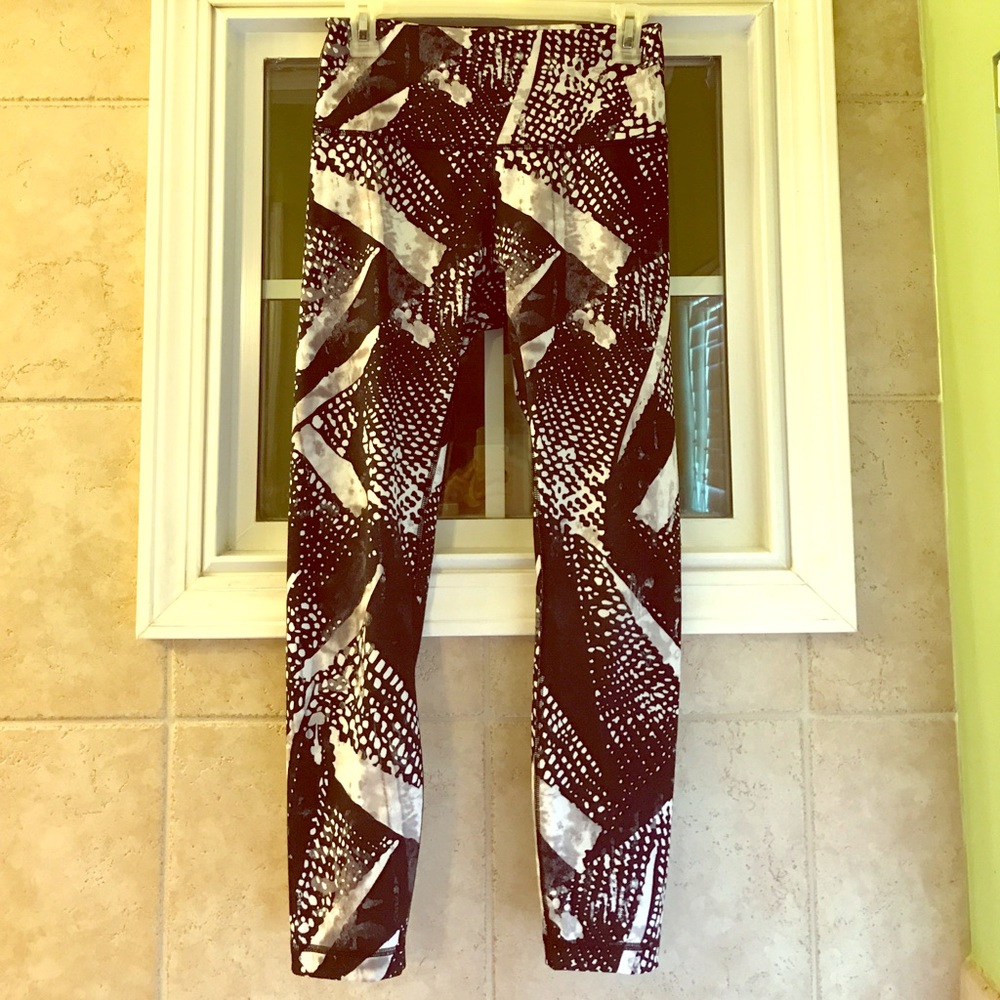 Lululemon 7/8 length pants