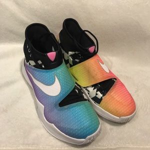 Nike 2016 BETRUE Hyperrev's