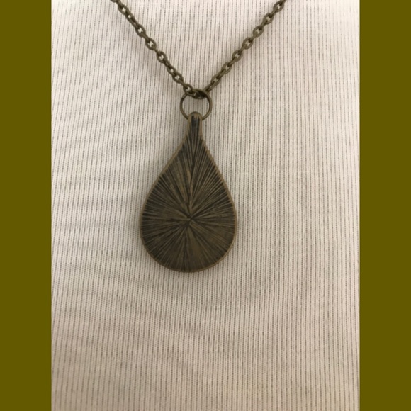 Tree of Life necklace. 4 for $35 - Picture 2 of 3